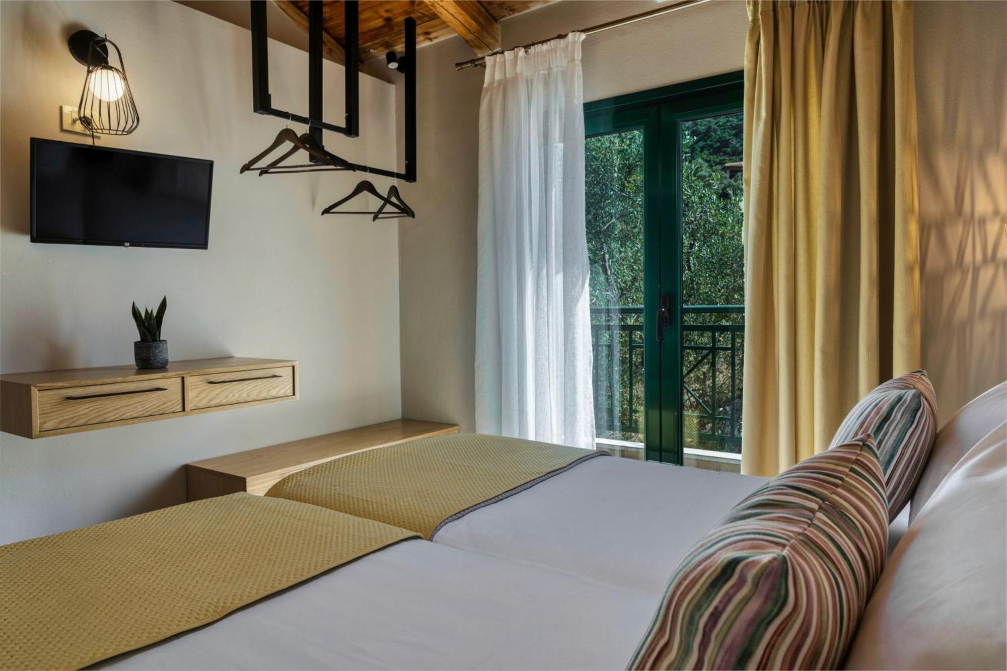 Anatoli Apartments - Tranquil Location & Stunning Views, By Zantewize Marathiás Chambre photo
